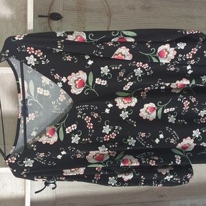 Kaari blue curvy, black flower dress, 2x